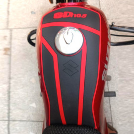 AKE - 1 PC Motorcycle Motorbike Fuel Tank Pad Silicone Suzuki GD110 Non Slip Pad With Double Tape