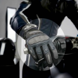BSDDP All-Season Motorcycle Racing Gloves - Mobile Friendly Breathable Protection with Hard Shell Fist Protector
